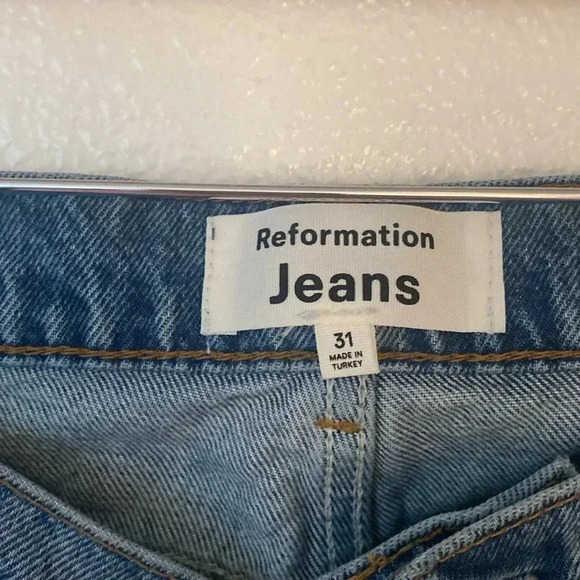 Reformation 31 Addison Low Rise Relaxed Jeans - Picture 5 of 11